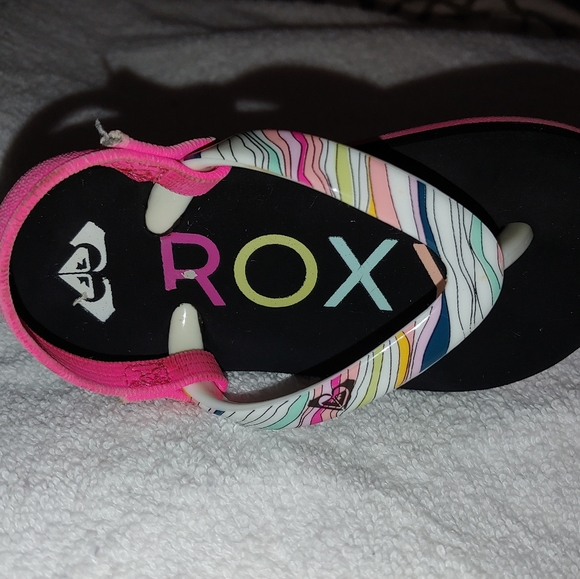 Roxy Toddler Flip Flops with Heel Strap Size 5 - Picture 3 of 5
